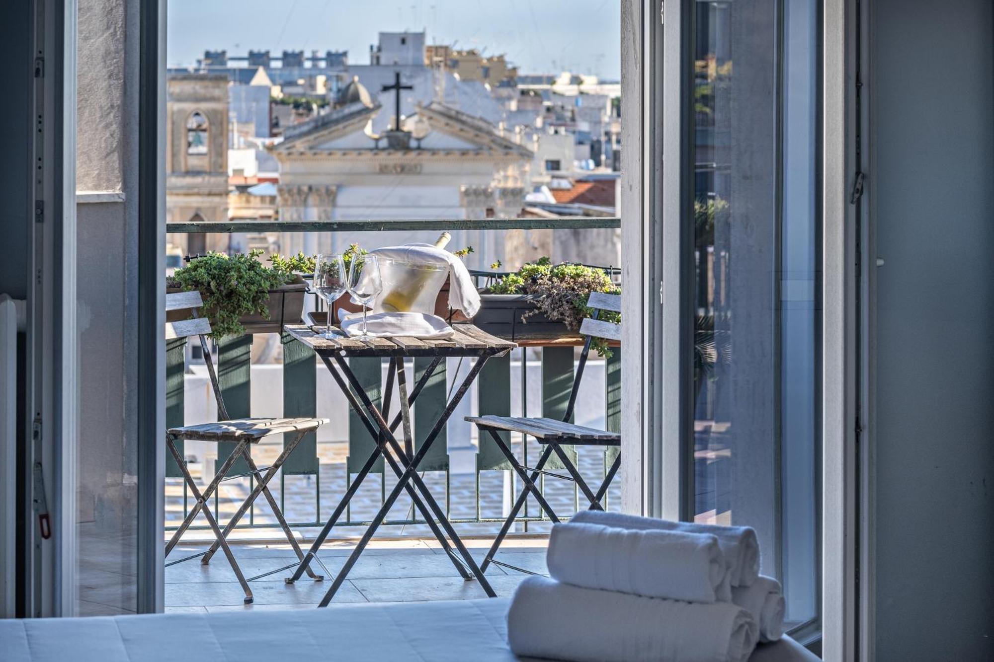 Penthouse Station Luxury Apts Le Dimore Bríndisi Exterior foto